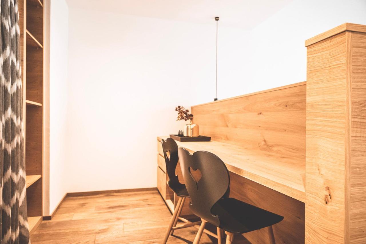 Hotel & Appartements Alpenresidenz Viktoria Нойщифт им Щубайтал Екстериор снимка
