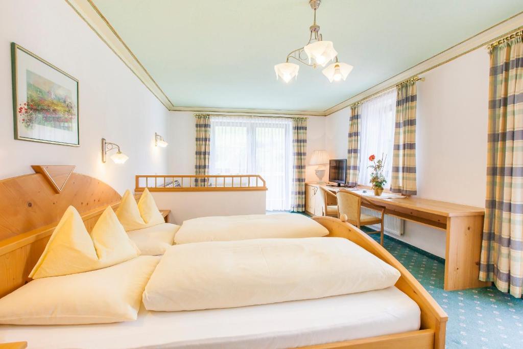 Hotel & Appartements Alpenresidenz Viktoria Нойщифт им Щубайтал Стая снимка