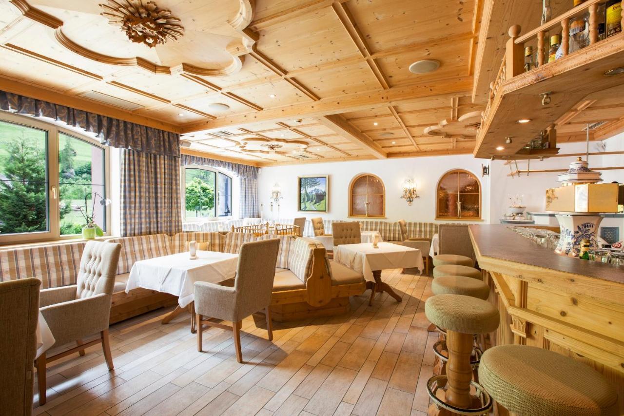 Hotel & Appartements Alpenresidenz Viktoria Нойщифт им Щубайтал Екстериор снимка